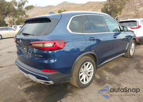 2022 BMW X5 Phev xDrive45E z USA, uszkodzony, nr VIN 5UXTA6C09N9L13543